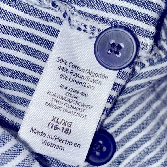 Time & Tru striped top size XLarge linen blend tie front - Picture 4 of 4